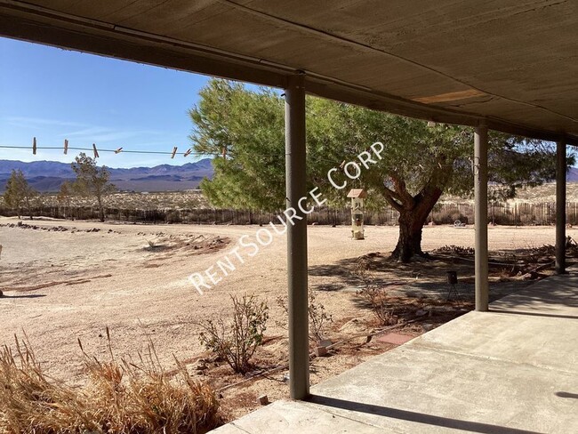 Building Photo - San Bernardino County Rental located in Ne...