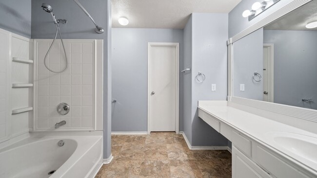 Building Photo - 134 S Vesper Bend Cir