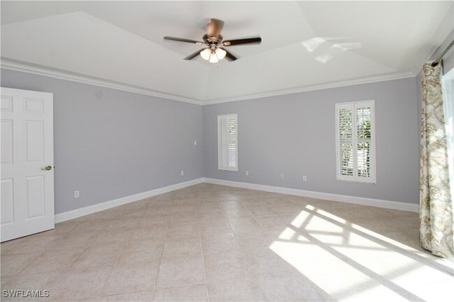 Building Photo - 3935 70th Ave NE