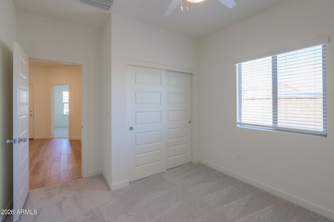 Building Photo - 40285 W Chambers Dr