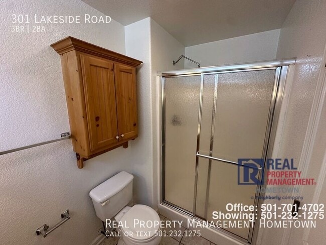 Building Photo - 301 Lakeside Rd