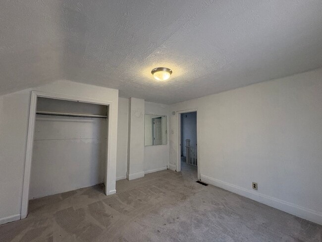 Building Photo - 134 Central Ave