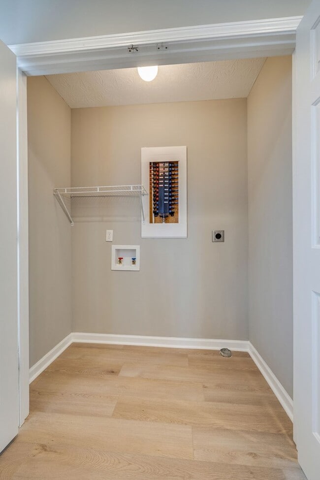 Building Photo - 14245 Lariat Lp