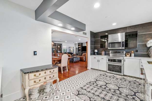 Building Photo - 2700 Spanish River Rd