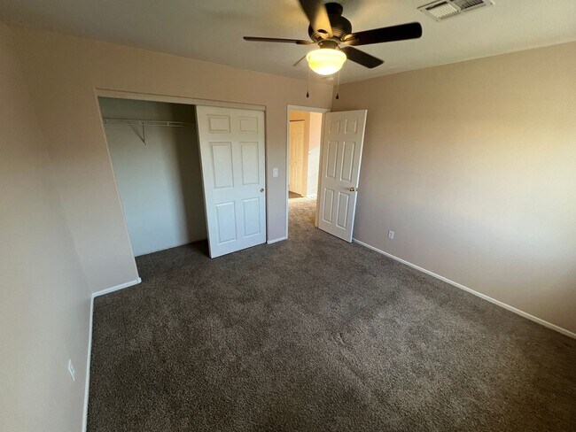 Building Photo - 3 Bed, 2.5 Bath home with Solar Panels!