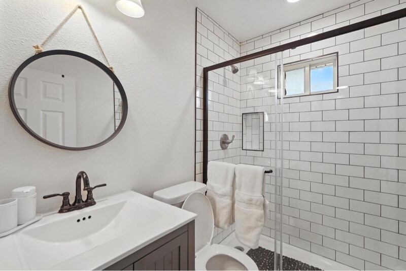 Building Photo - 2656 Kevin Rd