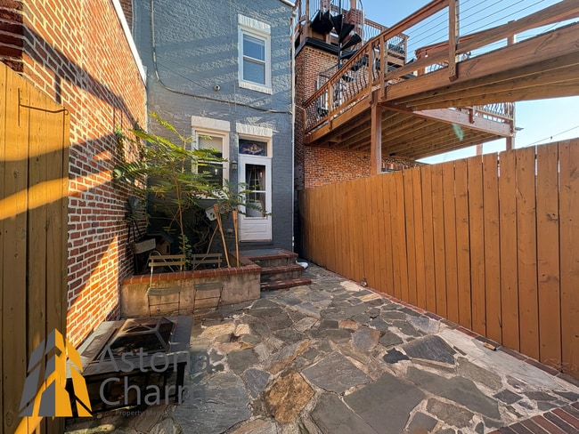 Building Photo - Backyard Fire Pit, Rooftop Terrace, and Mo...