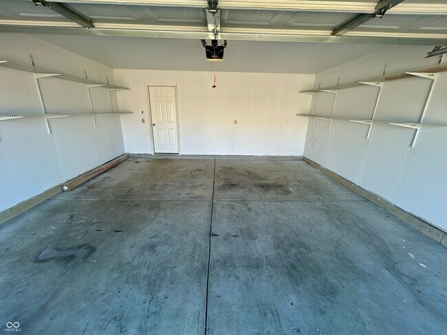Building Photo - 4829 Penoyer Ln