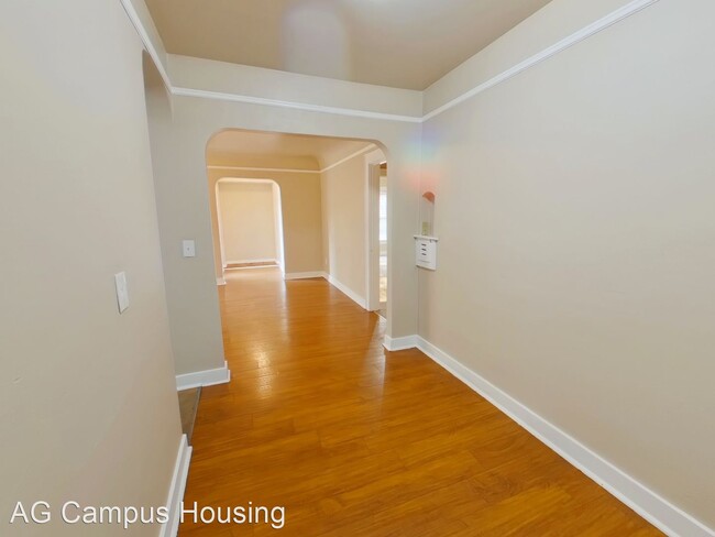 Building Photo - 5 br, 3 bath House - 1742 Hilyard Street