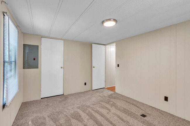 Building Photo - 234 Mill Pond Rd
