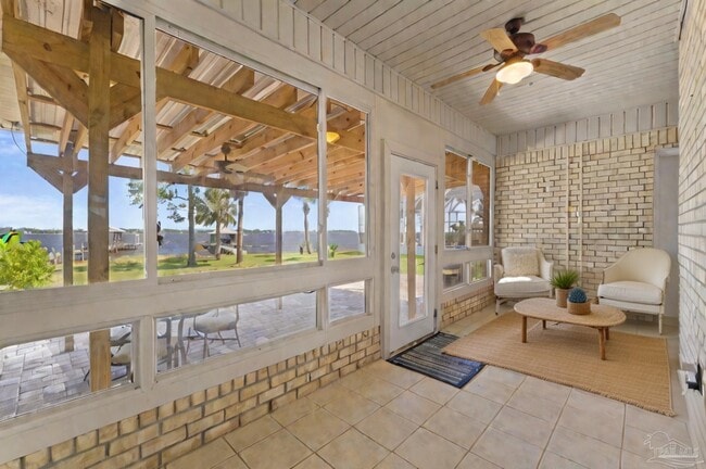 Building Photo - 890 Paradise Beach Cir