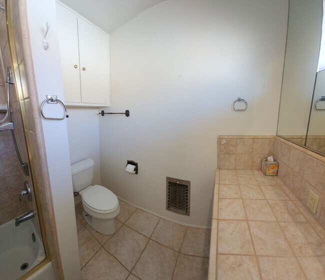 Building Photo - THOSE MORRO BAY VIEWS! Bright and Airy 2 bedroom 2 bath house near Embarcadero