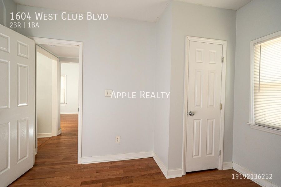 Building Photo - 1604 W Club Blvd