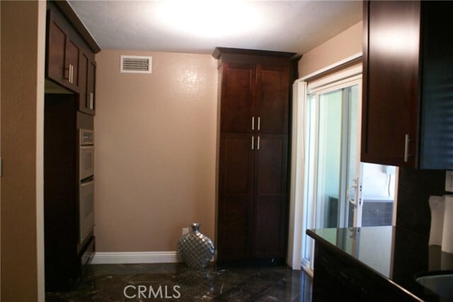 Building Photo - 23732 Hillhurst Dr
