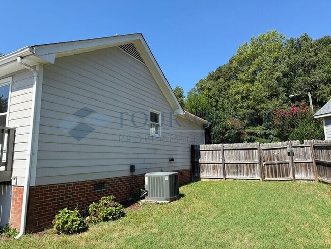 Building Photo - Charming Ranch Home with Large Deck, & Fenced Yard in Raleigh, NC