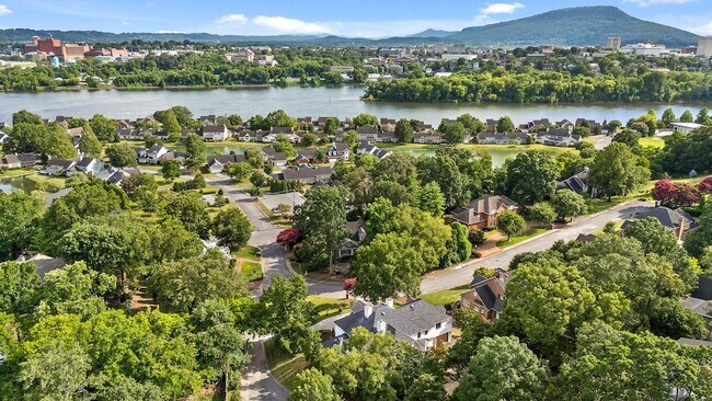 Building Photo - 1103 Centennial Dr