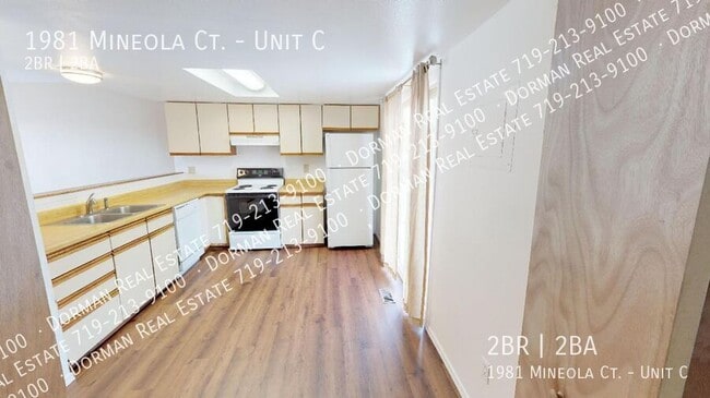 Building Photo - 1981 Mineola Ct