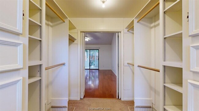 Building Photo - 3004 Gleneagles Ct