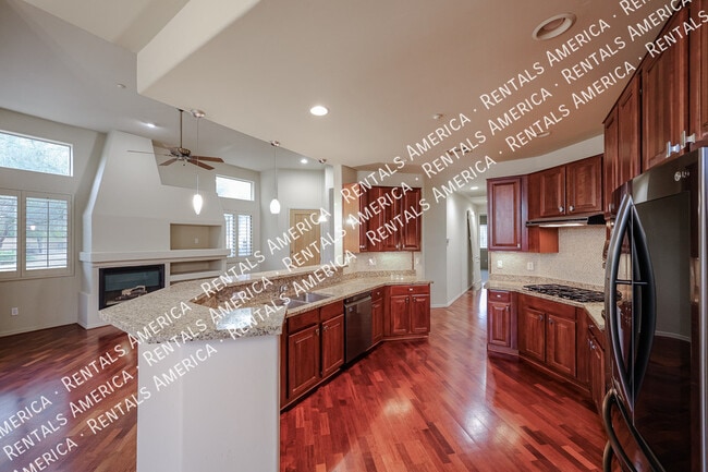 Building Photo - 7402 Hum Rd