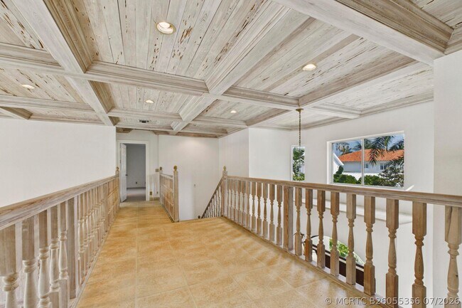 Building Photo - 107 Flagler Promenade S