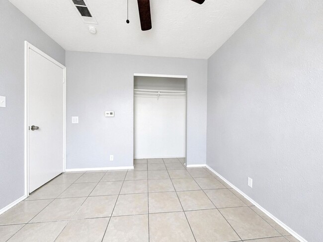 Building Photo - 4614 Gurley Ave