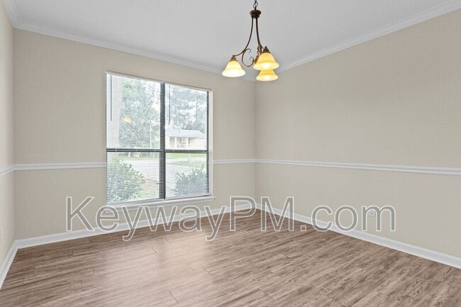 Building Photo - 219 Brooks Dr