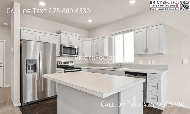 Building Photo - 4229 Pronghorn Pl