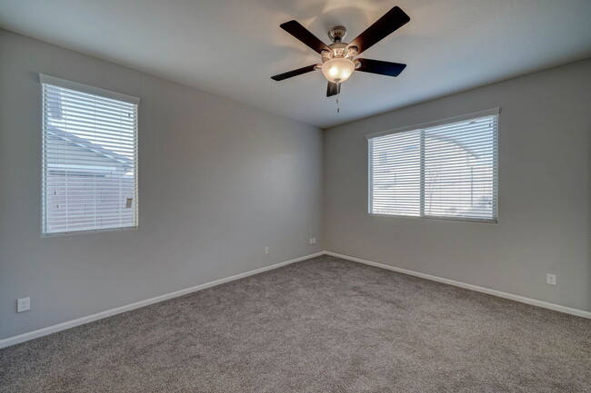 Building Photo - 7636 W Quail Track Dr
