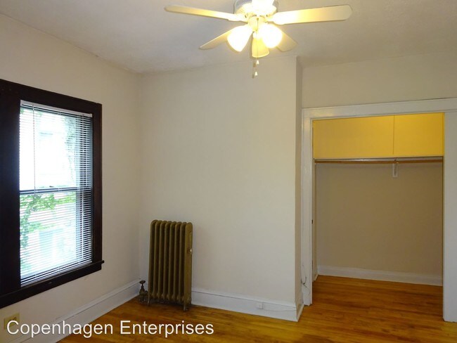 Building Photo - 1912 Clinton Ave