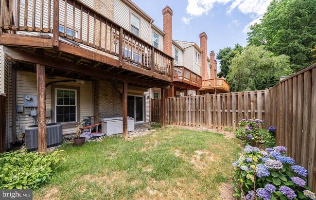 Building Photo - 4113 Meadow Field Ct