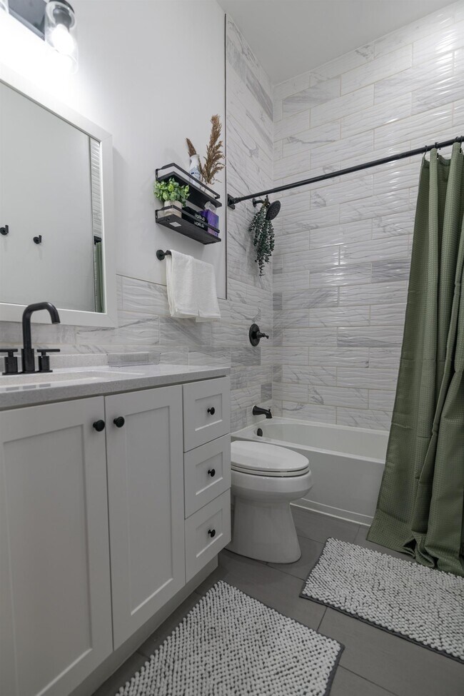 Building Photo - 260 Palisade Ave