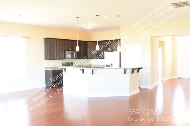 Building Photo - Hearthstone Lakes