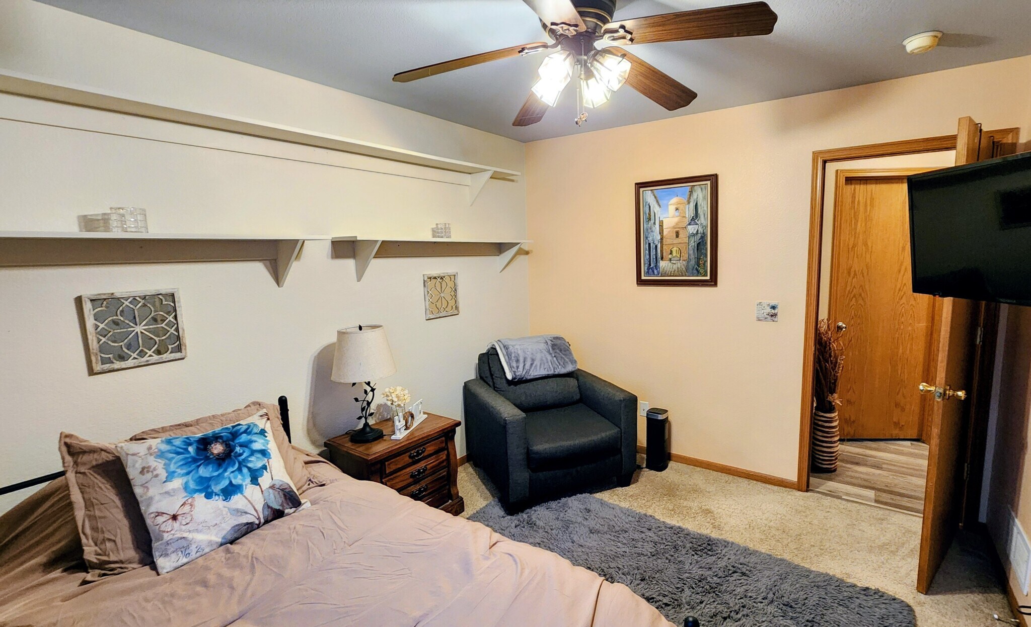 Building Photo - 371 Cardinal Ave