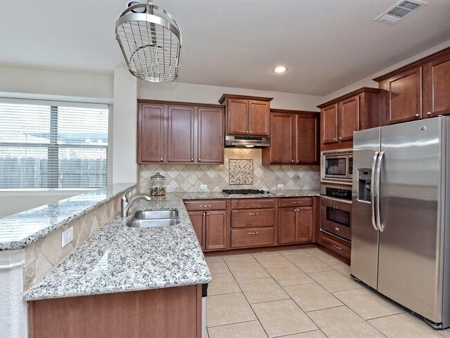 Building Photo - 12522 Enchanted Forest Dr