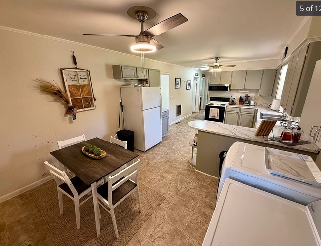 Building Photo - 1306 Peggy Ann Dr