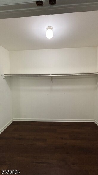 Building Photo - 924 Bergen St