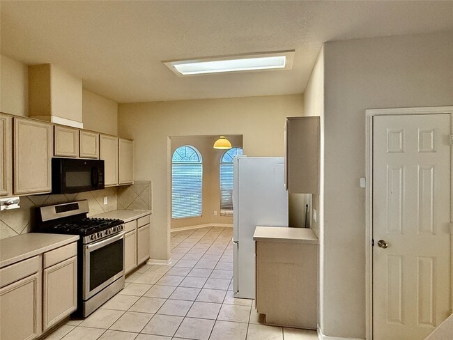 Building Photo - 18530 Alemarble Oak St