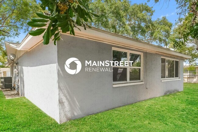 Building Photo - 3 Bedroom Pet-Friendly Home in Holiday, FL...