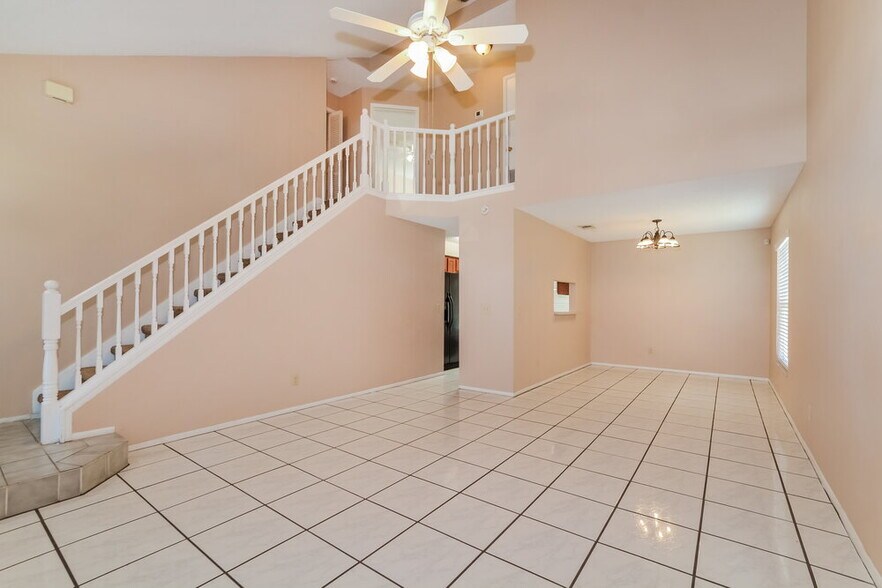 Building Photo - 2066 Inge Ct