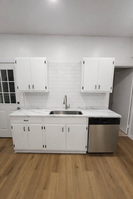 Building Photo - 27 Oak St