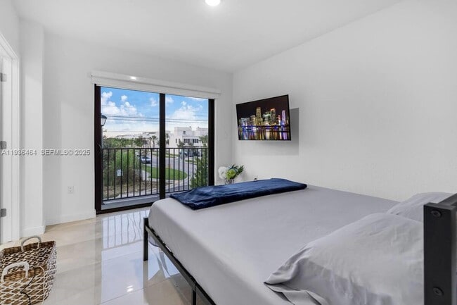 Building Photo - 14502 SW 260th St