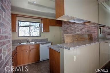 Building Photo - 94 Lakepines