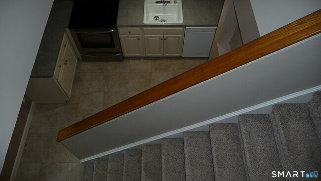 Building Photo - 11 Little River Ln