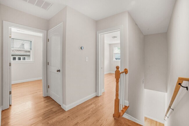 Building Photo - 50 Main St