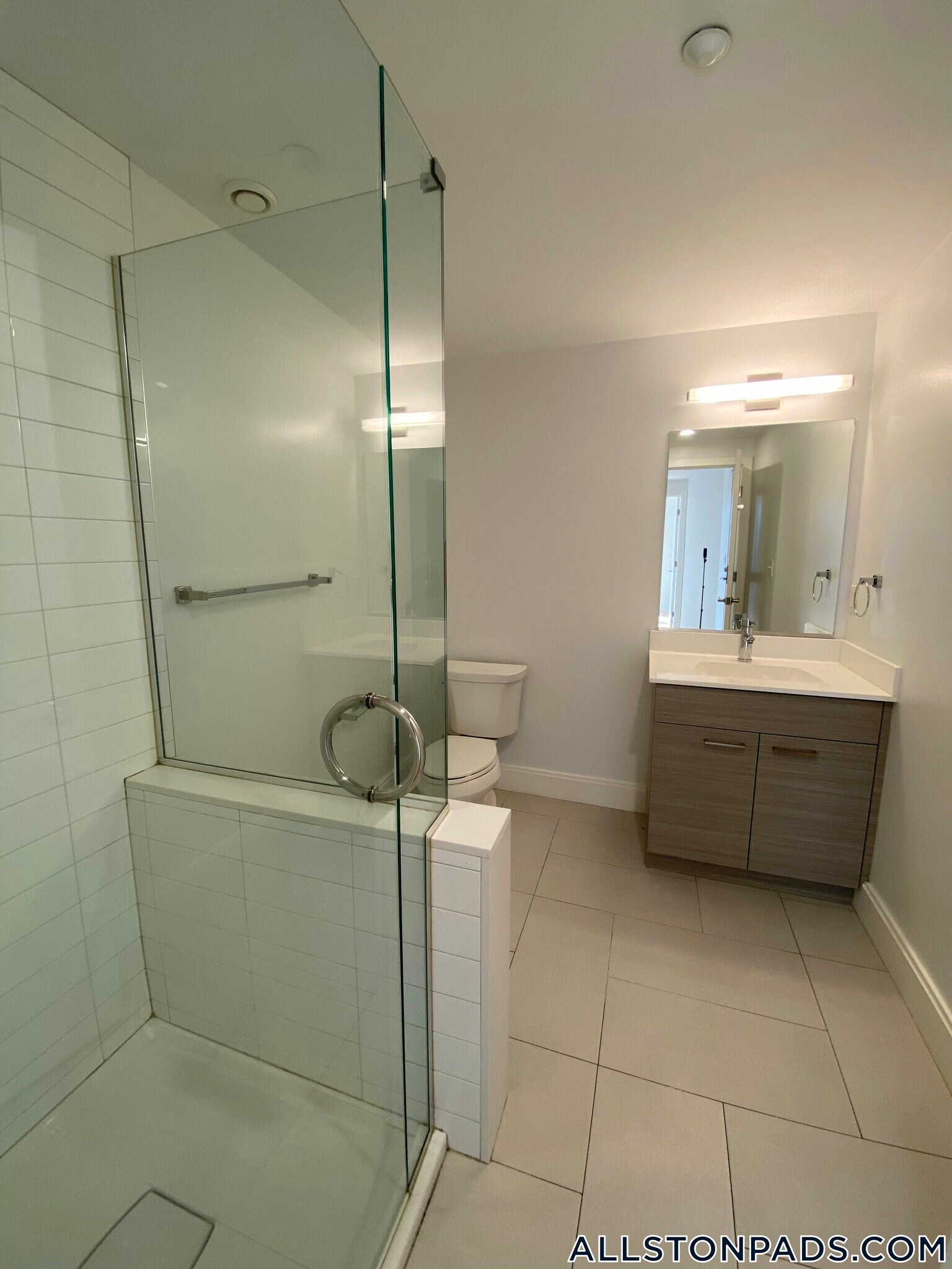 Building Photo - 40 Malvern St