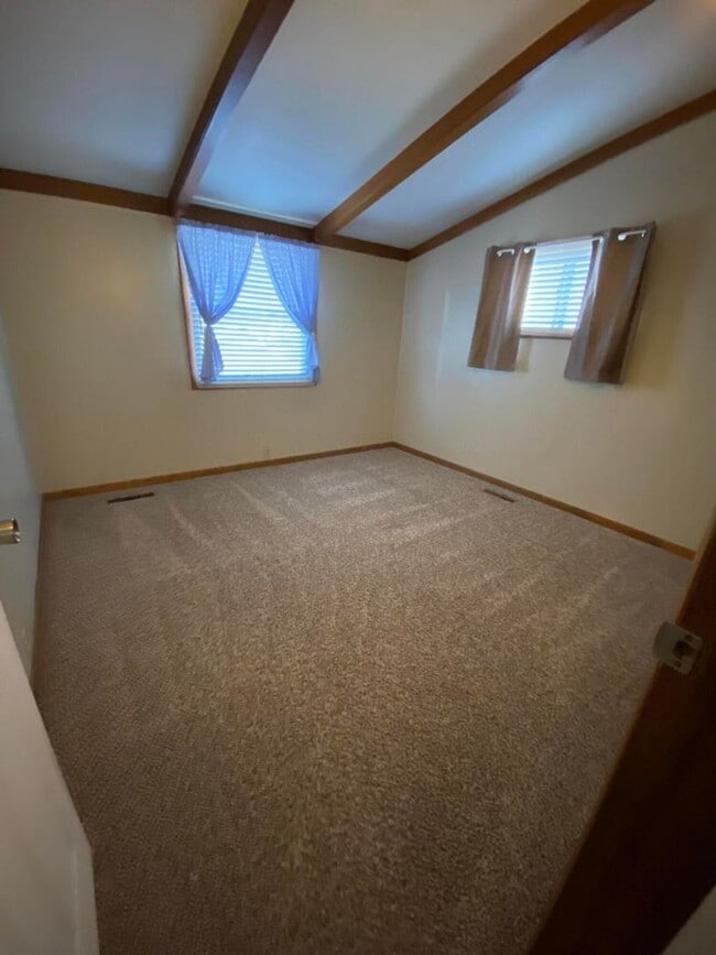 Building Photo - Single Family Home in Central Columbia