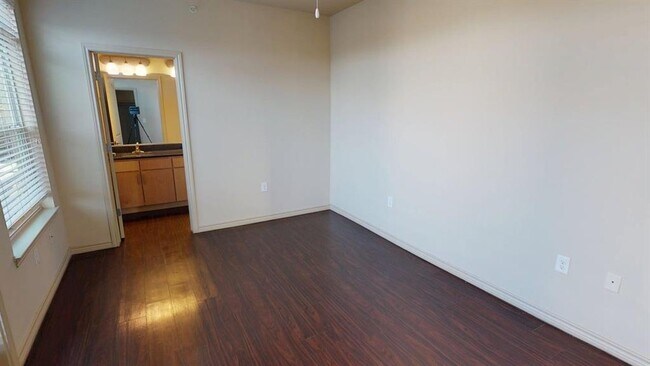 Building Photo - 2606 Wilson St