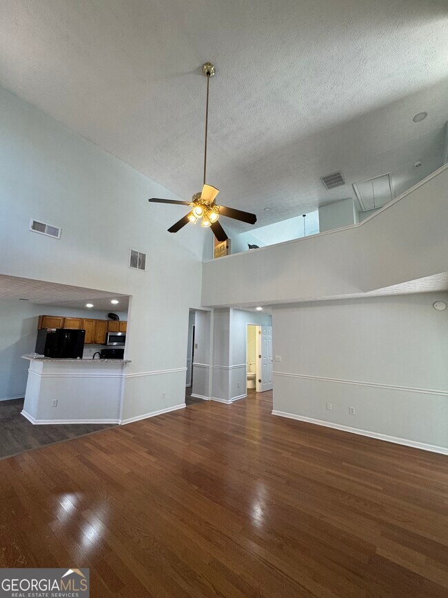 Building Photo - 1009 Chads Ridge Dr