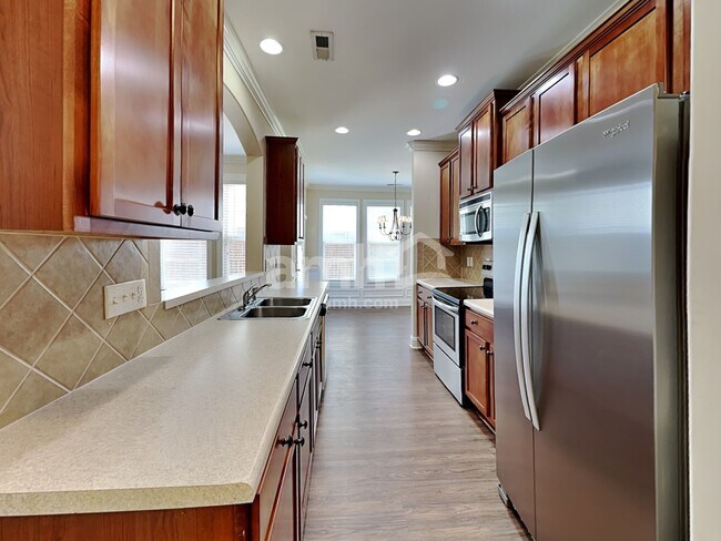 Building Photo - 518 Dawley Dr