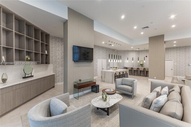 Building Photo - 3640 Yacht Club Dr